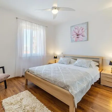 Appartamento Sea Terrace Sutivan